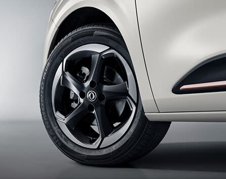 Plum Shaped Wheel Hub